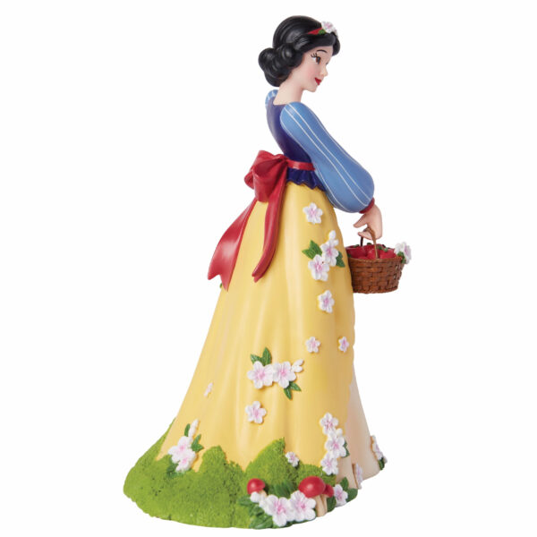 : 
Botanical Snow White Figurine - Image 3