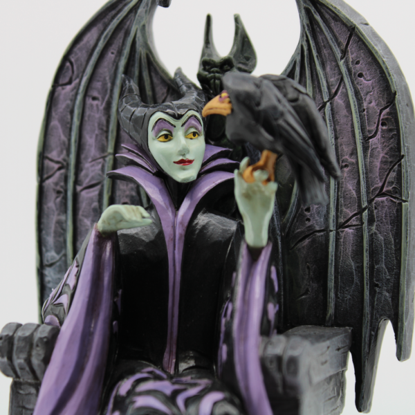Maleficent Personality Pose Figurine - Image 7