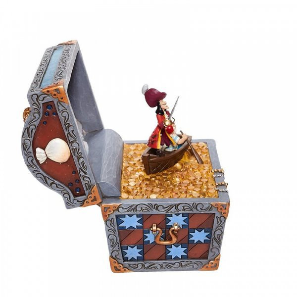 Peter Pan Flying Scene Figurine - Image 4