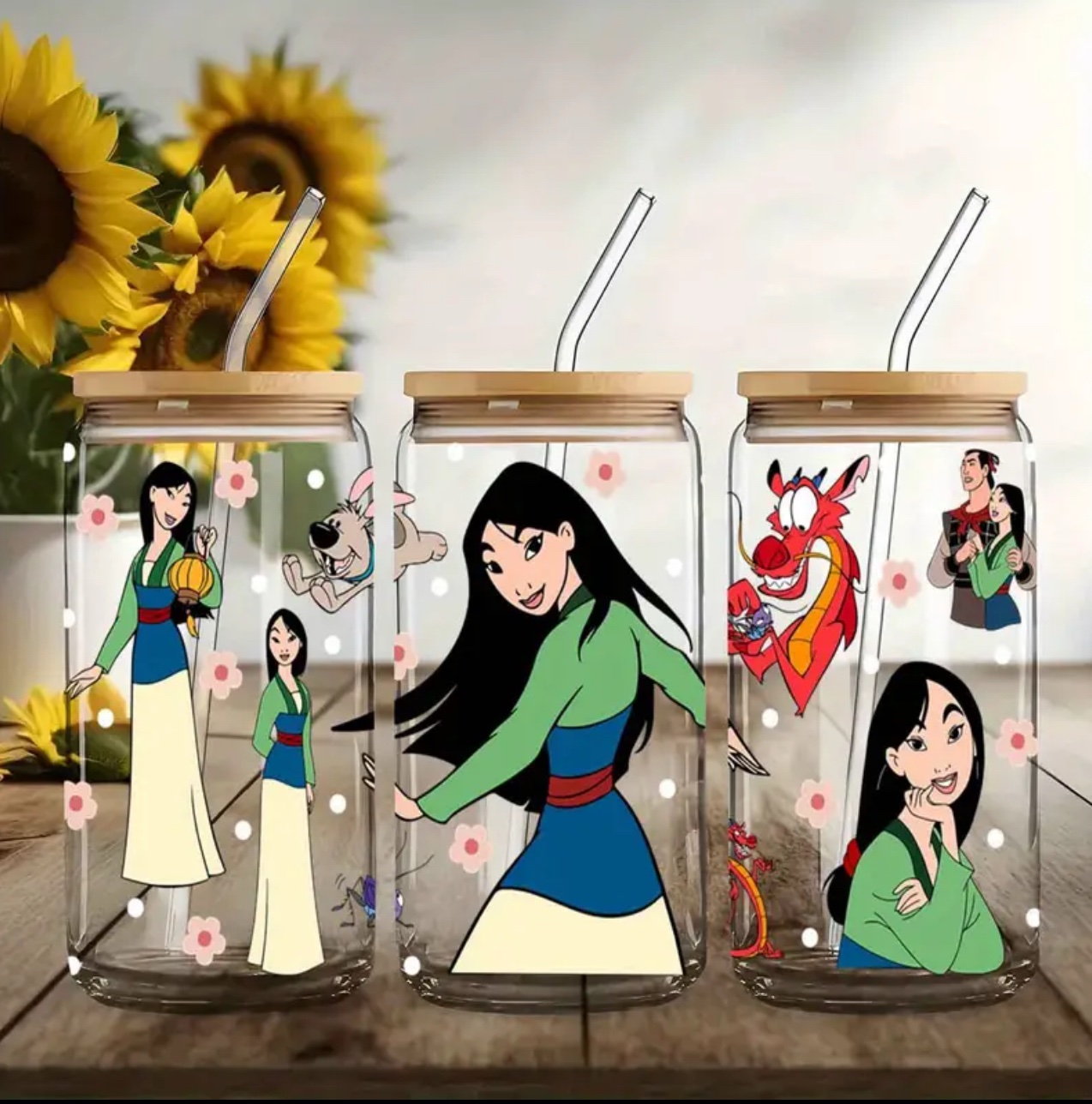 Mulan Glass Tumbler with Bamboo Lid & Straw - Image 4