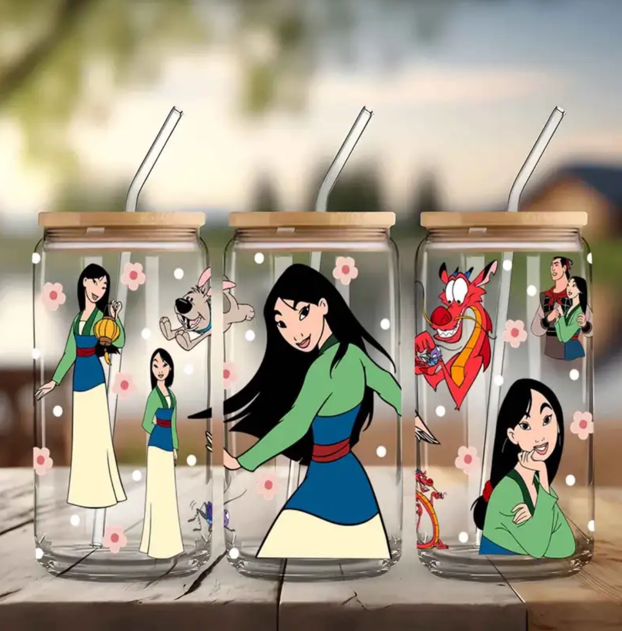Mulan Glass Tumbler with Bamboo Lid & Straw - Image 2
